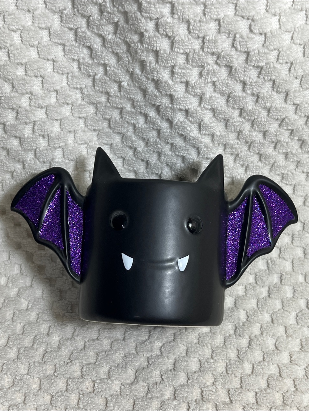 Bath and Body Works Halloween Bat Soap Hilder